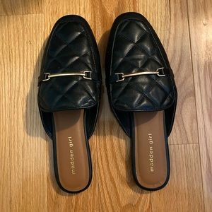 Steve Madden Black Slides with Gold Detail wore Twice